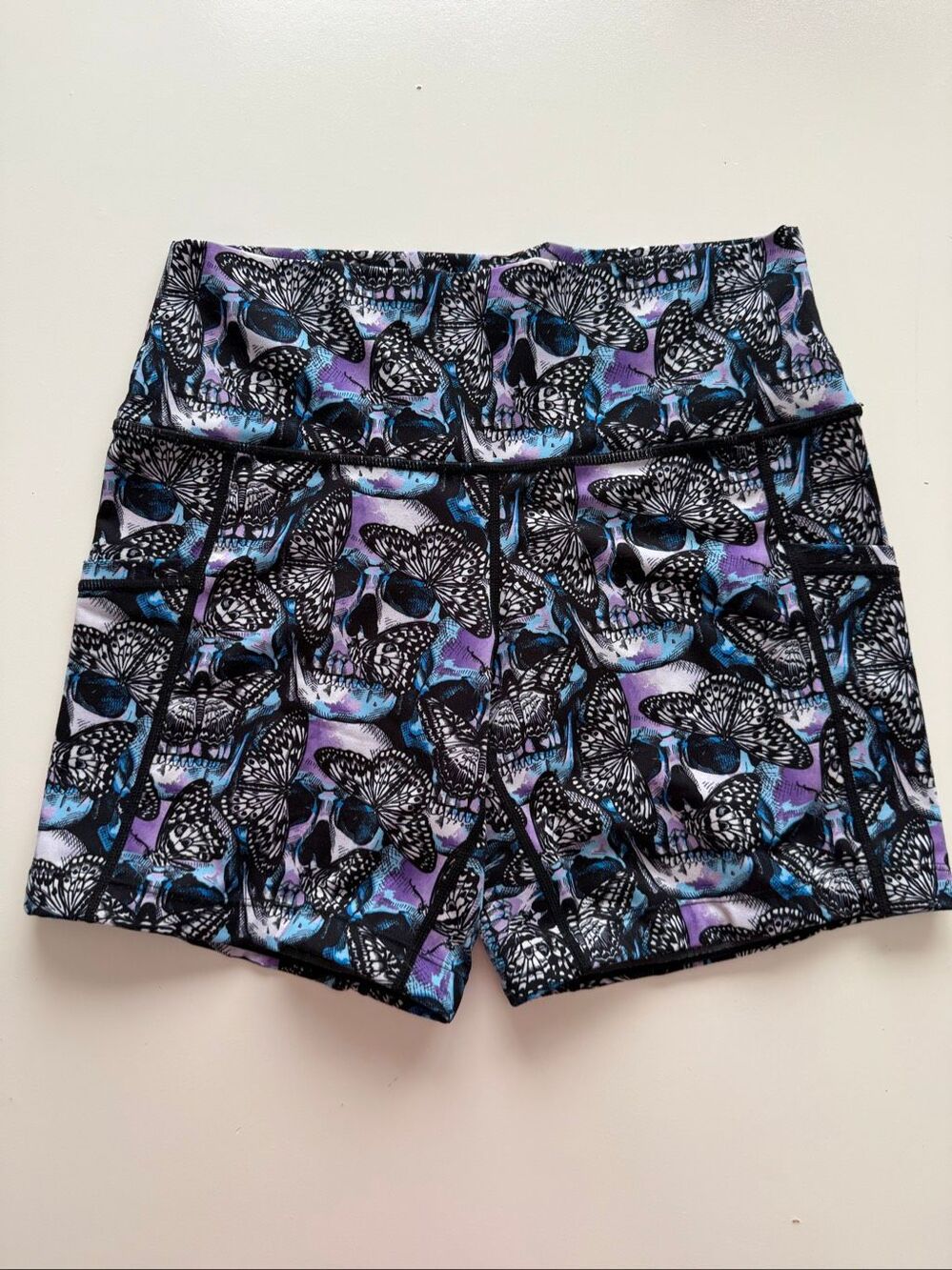 CVG Constantly Varied Gear Lavender Metamorphosis Shorts Butterfly Skull Small